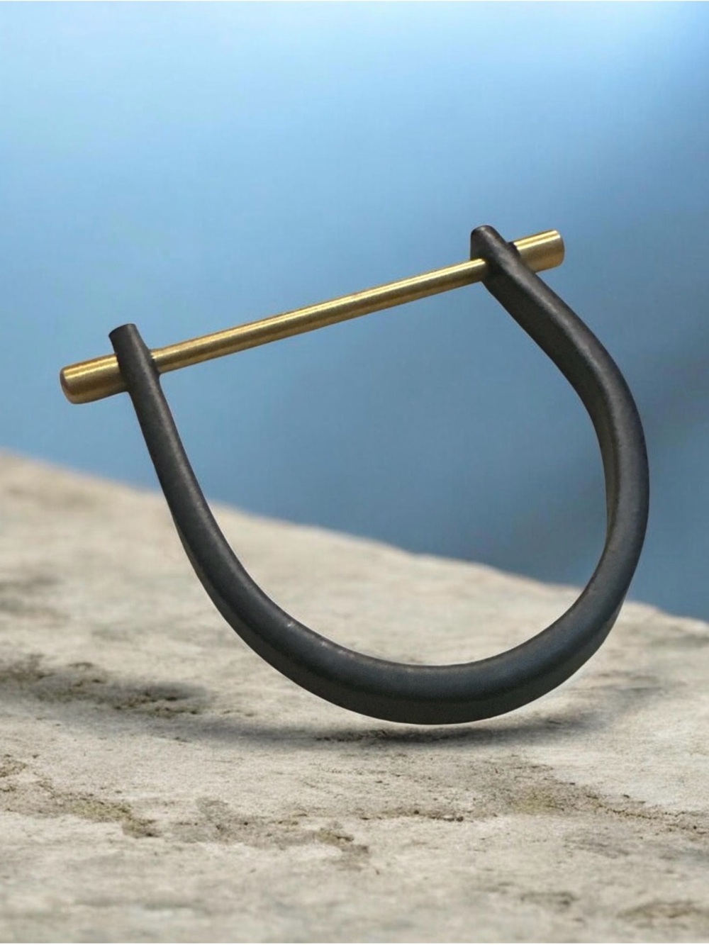 Men's Black and Gold Minimalist Cuff Bracelet
1909